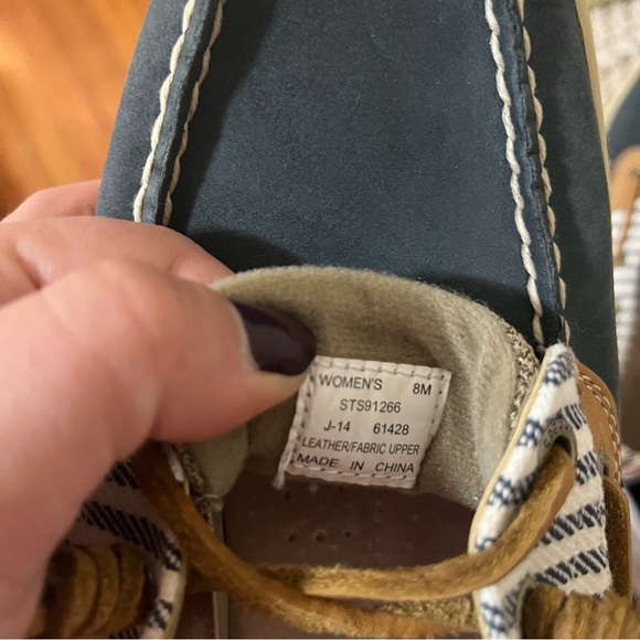 Sperry’s - Picture 4 of 4